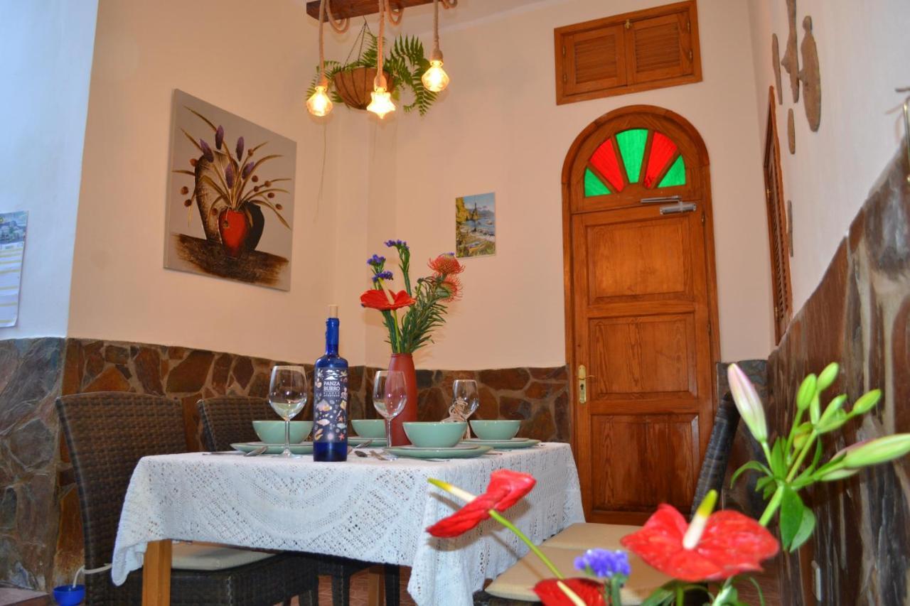 Casa Alamo Agaete Hotel อากาเอเต ภายนอก รูปภาพ